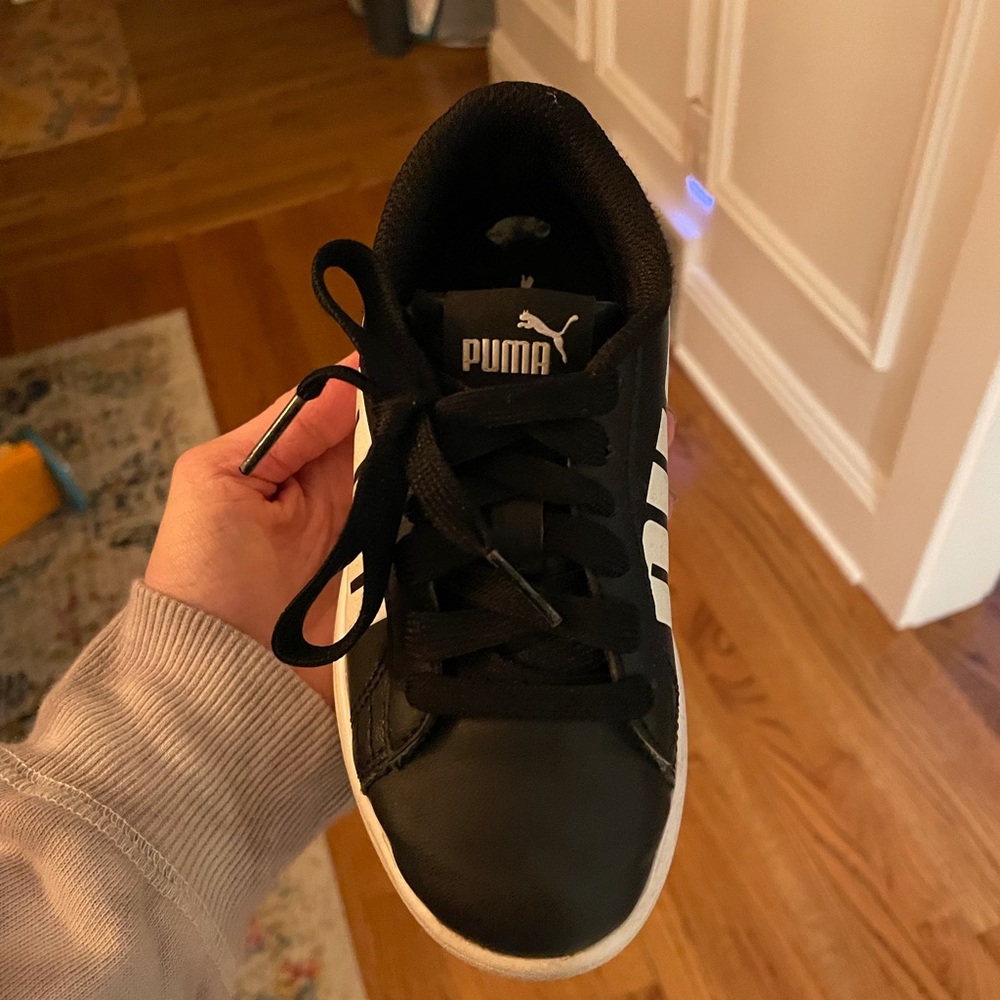 Boys black puma sneakers